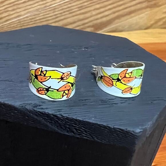 Vintage Set 1970's LadyBug Earrings Thin Metal Small Hoop Art Deco Style - Picture 3 of 8